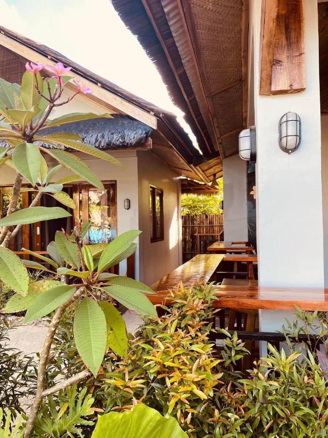 Matam-Is Cafe & Homestay General Luna (Surigao del Norte) Exterior foto